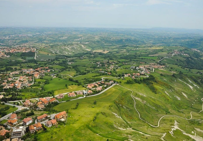 San Marino. A thousand years of independence, to eventually capitulate to Russian tourists