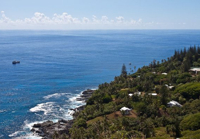 Pitcairn Islands 2/4