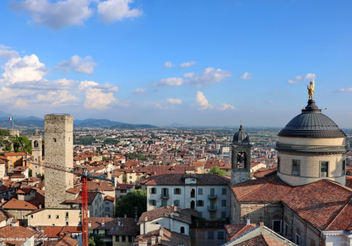 Bergamo is the city above