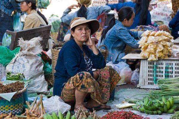 Grocery market Dao Ruang, Laos, Pakse