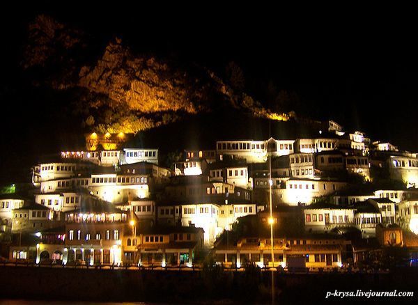 Vecherniy Berat.  Albania.  Evening Berat.  Of Albania.