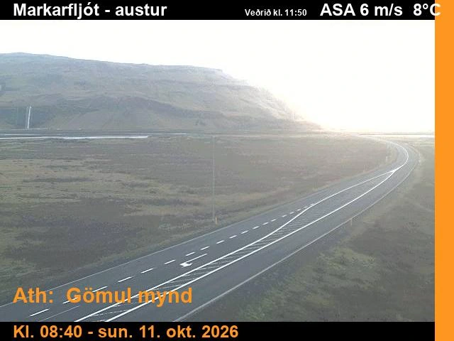 Road camera, road 1, looking east, Markarfljot (Bakkafjara junction), South