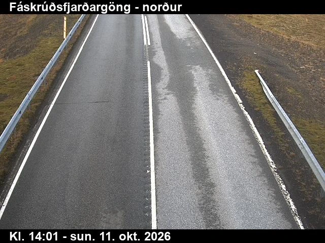 Road camera, road 1, road surface, looking north, Faskrudsfjordur Tunnel (north), East