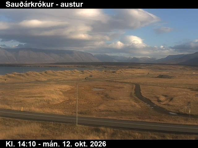 Road camera, looking east, Saudarkrokur, North