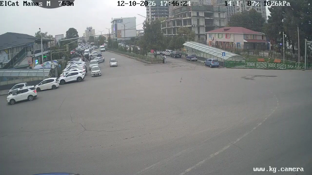 Crossroads by the city hall, Manas, Jalal-Abad Region
