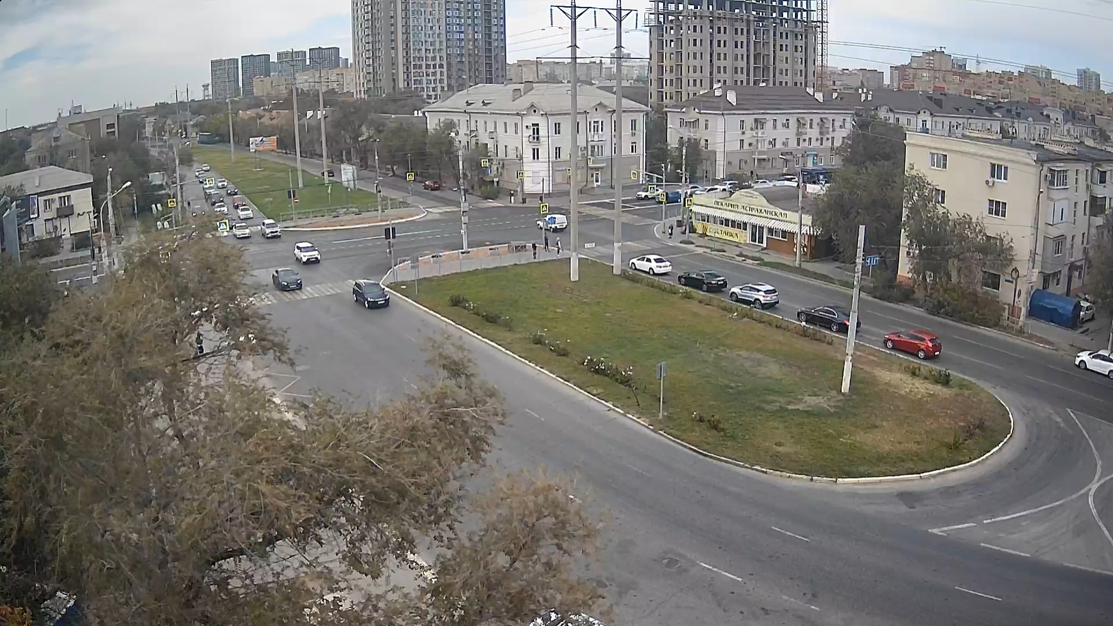 Nikolaya Ostrovskogo and Boevaya streets, Astrakhan