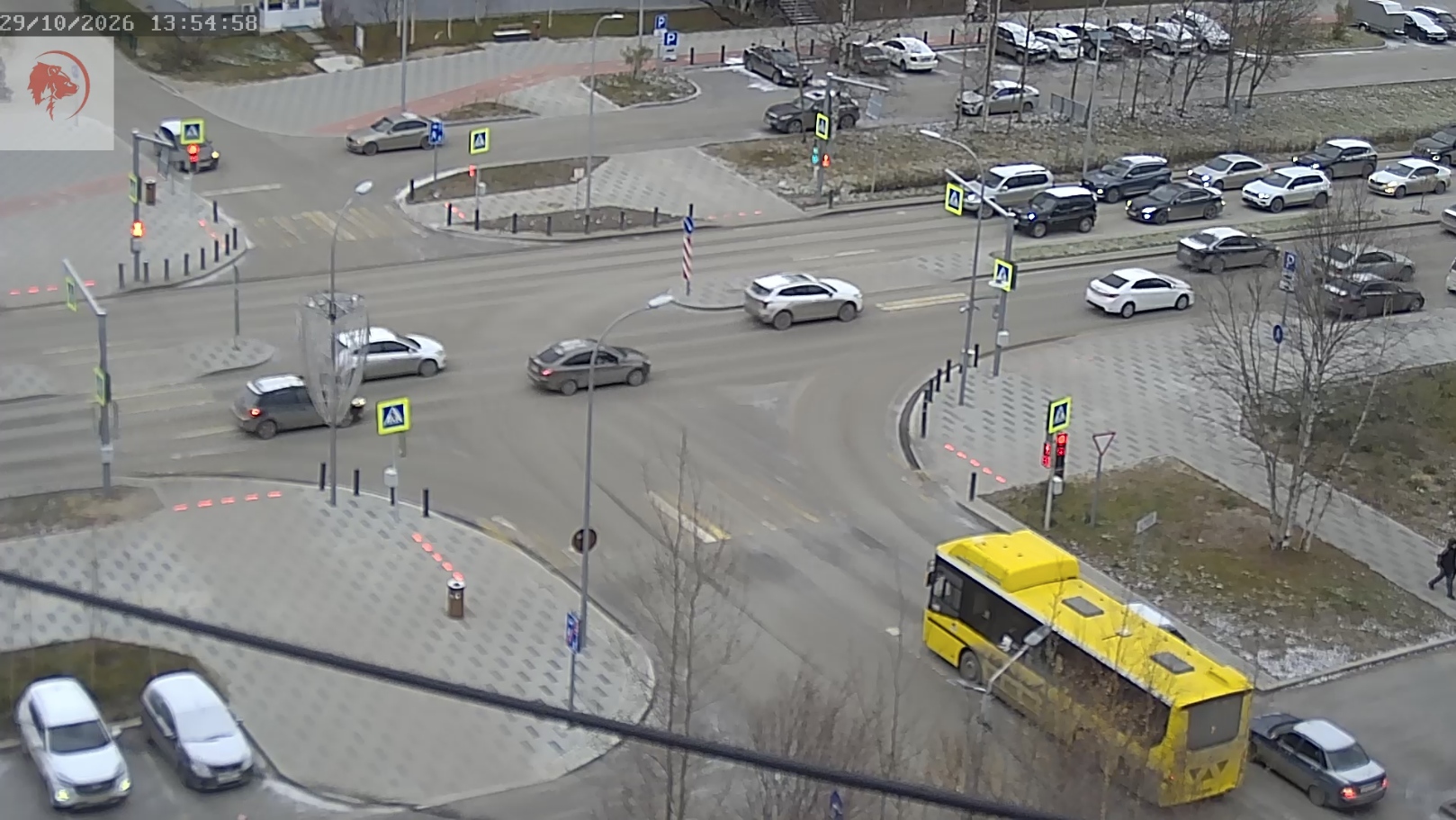 Проспект Миру і вулиця Республіки, Ноябрськ