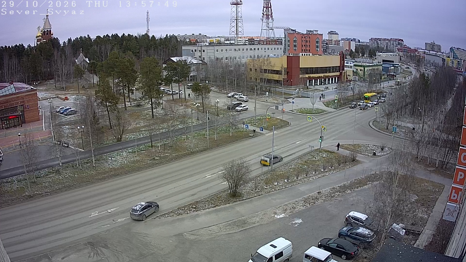 Kholmogorskaya Street and Mira Avenue, Noyabrsk