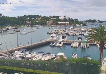 Royal Hamilton Amateur Dinghy Club marina, Paget