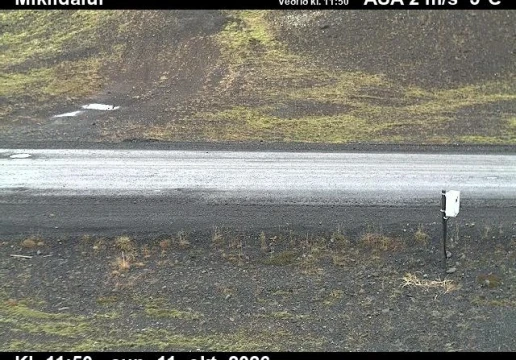 Road camera, road 63, road surface, Miklidalur, Westfjords