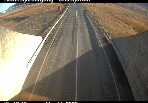 Road camera, road 76, road surface, Hedinsfjordur Tunnel, Olafsfjordur side, North