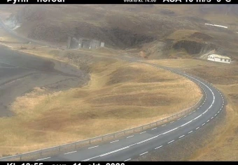 Road camera, road 47, looking north, Thyrill, West