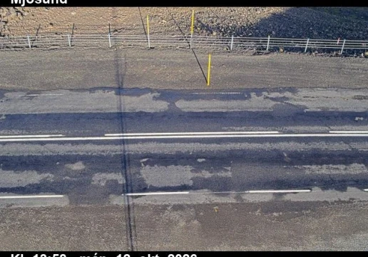 Road camera, road 93, road surface, Mjosund, East