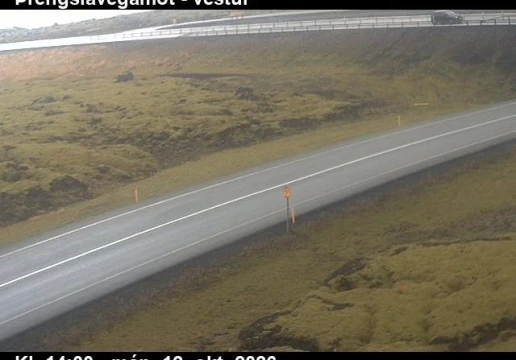 Road camera, road 39, towards Reykjavik, Threngslavegamot, Southwest