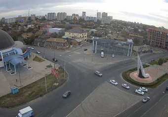 Pobedy Street near the circus, Astrakhan