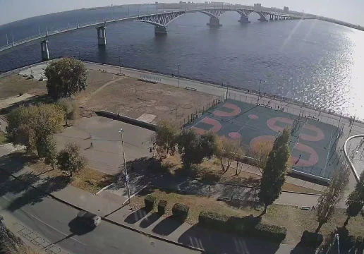 Valovaya Street, view of the Saratov Bridge, Saratov