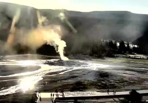 Old Faithful Geyser, Yellowstone National Park, Wyoming